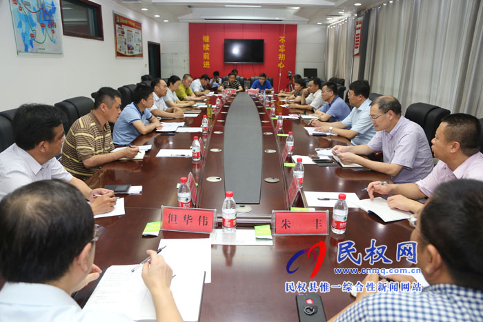 海關總署政治部副主任、政工辦主任馬建哲到我縣調研脫貧攻堅及產業(yè)發(fā)展情況