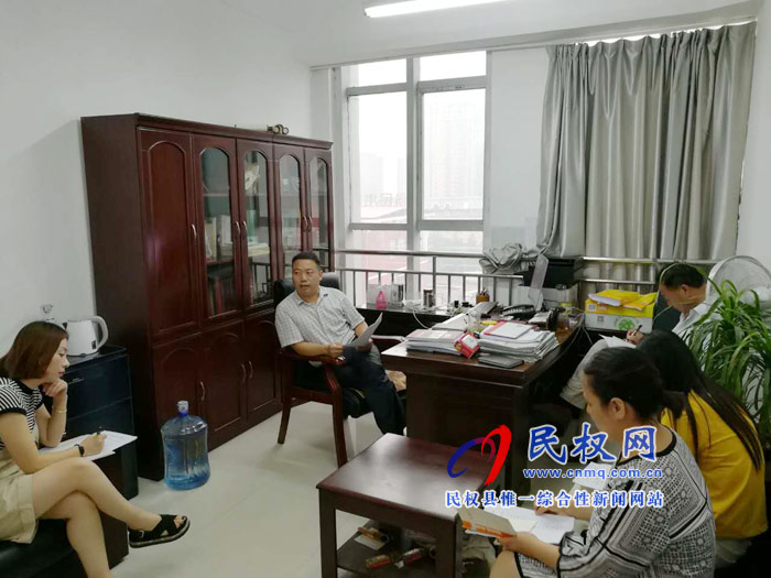 我縣各單位、各鄉(xiāng)鎮(zhèn)（街道辦）迅速傳達(dá)貫徹全縣全面提升脫貧攻堅(jiān)質(zhì)量決戰(zhàn)決