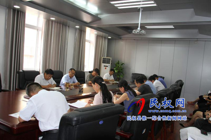我縣各單位、各鄉(xiāng)鎮(zhèn)（街道辦）迅速傳達(dá)貫徹全縣全面提升脫貧攻堅(jiān)質(zhì)量決戰(zhàn)決