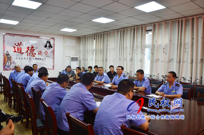 我縣各單位、各鄉(xiāng)鎮(zhèn)（街道辦）迅速傳達(dá)貫徹全縣全面提升脫貧攻堅(jiān)質(zhì)量決戰(zhàn)決