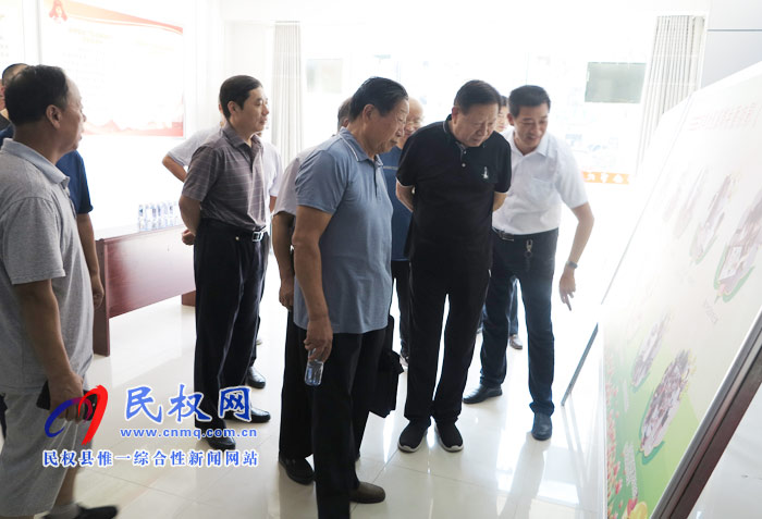 市關工委執(zhí)行主任周金鐸到我縣關工委檢查指導“學校放假 社區(qū)關愛”工作 市關工委執(zhí)行主任周金鐸到我縣關工委檢查指導“學校放假 社區(qū)關愛”工作