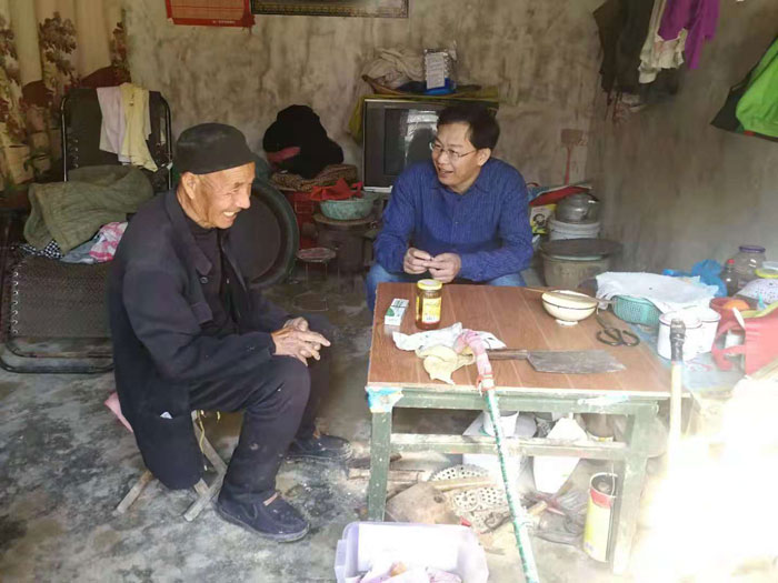 縣委常委、紀(jì)委書記、監(jiān)察委主任張亞光到胡集鄉(xiāng)調(diào)研脫貧攻堅工作