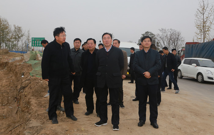 副市長(zhǎng)倪玉民蒞民督導(dǎo)飲用水水源地整治工作 副市長(zhǎng)倪玉民蒞民督導(dǎo)飲用水水源地整治工作