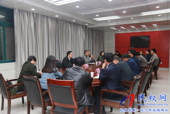 海關(guān)總署自貿(mào)司副司長李志輝、海關(guān)總署處處長楊仕一行蒞臨我縣調(diào)研