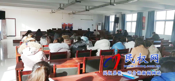 我縣各鄉(xiāng)鎮(zhèn)（街道辦）、縣直各單位認(rèn)真組織全體干部集中收聽(tīng)收看慶祝改革開(kāi)放40周年大會(huì)