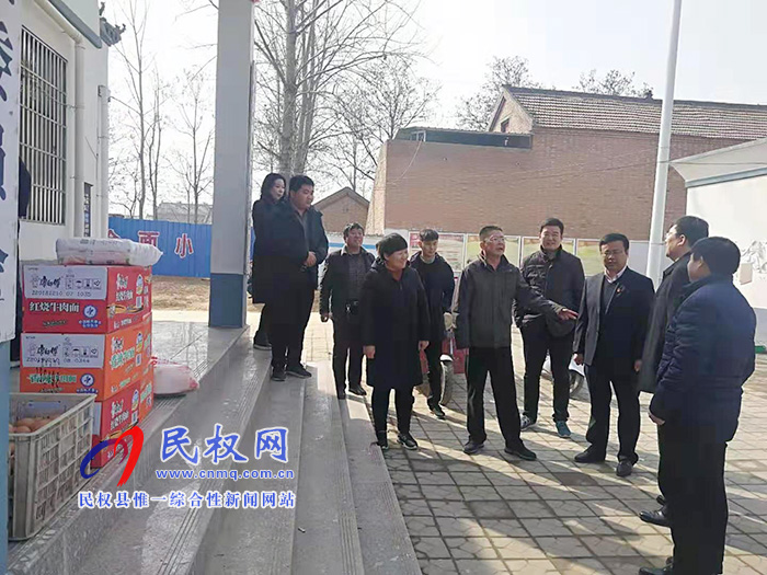 縣人大常委會副主任李勇到王莊寨鎮(zhèn)慰問駐村工作隊(duì)