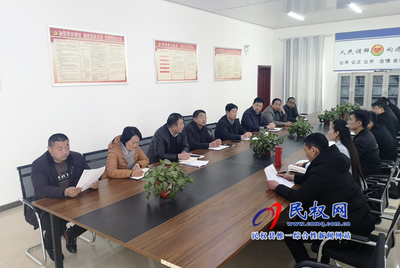 縣委常委、宣傳部長屠志遠(yuǎn)到龍?zhí)伶?zhèn)王玉環(huán)村召開脫貧攻堅(jiān)加壓會