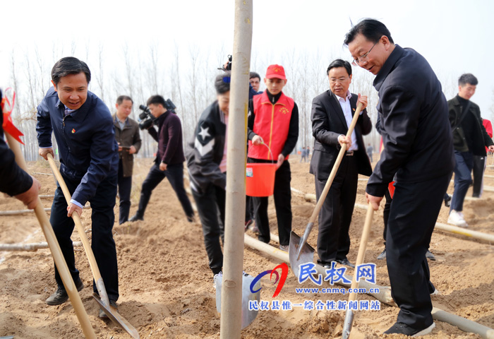 共植媒體林 同迎故道春——省委常委、宣傳部長江凌蒞民植新綠、造“媒林”