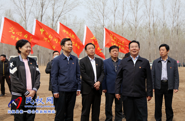 共植媒體林 同迎故道春——省委常委、宣傳部長江凌蒞民植新綠、造“媒林”