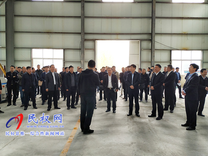 中國(guó)模板腳手架協(xié)會(huì)陸貽杰、高峰到我縣高新區(qū)參觀考察