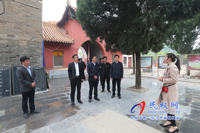 市委常委、宣傳部長王全周調研我縣申甘林帶“媒林”建設及鄉(xiāng)村旅游發(fā)展情況