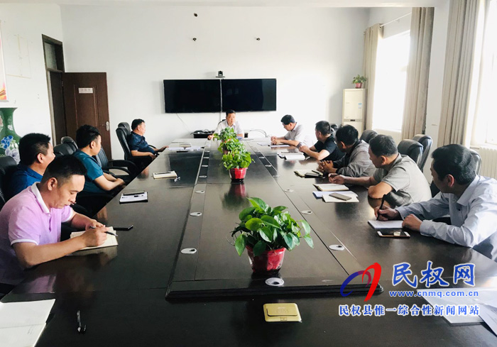 我縣各單位、各鄉(xiāng)鎮(zhèn)（街道辦）迅速傳達貫徹全縣黨務工作會議精神