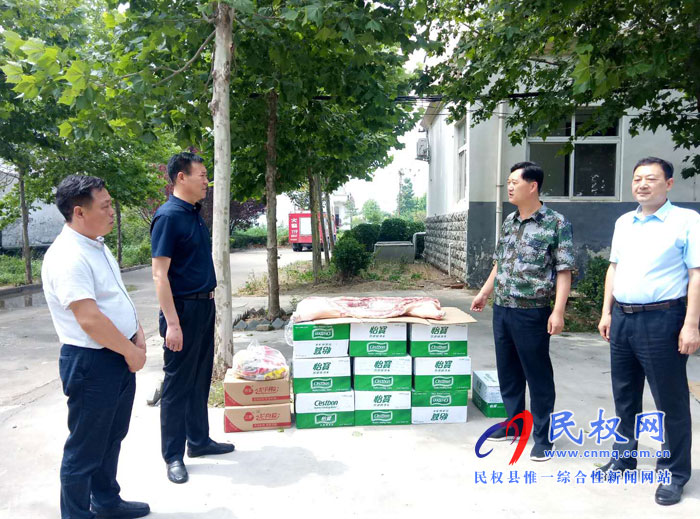 縣人社局局長司永福到孫六鎮(zhèn)督導慰問秸稈禁燒工作
