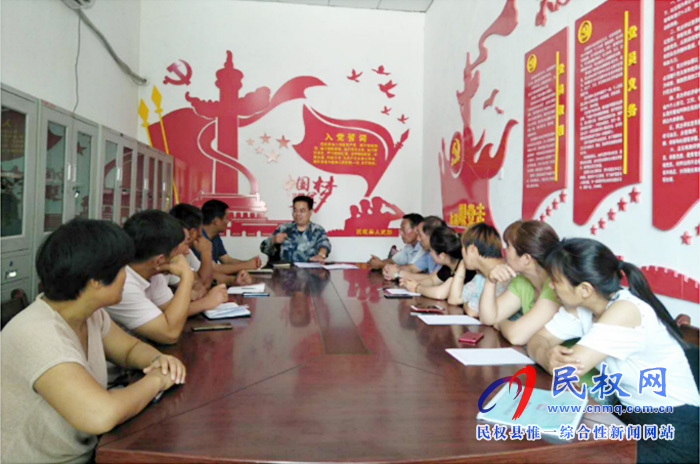 縣委常委、縣人武部政委江靜亞到雙塔鎮(zhèn)牛牧崗村開展軍民黨建活動