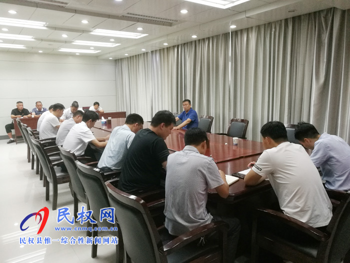 我縣各單位、各鄉(xiāng)鎮(zhèn)（街道辦）傳達貫徹全縣脫貧攻堅推進會精神