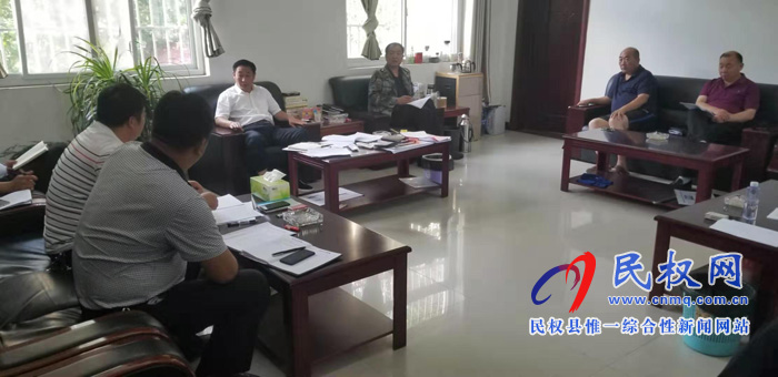我縣各單位、各鄉(xiāng)鎮(zhèn)（街道辦）傳達貫徹全縣脫貧攻堅推進會精神
