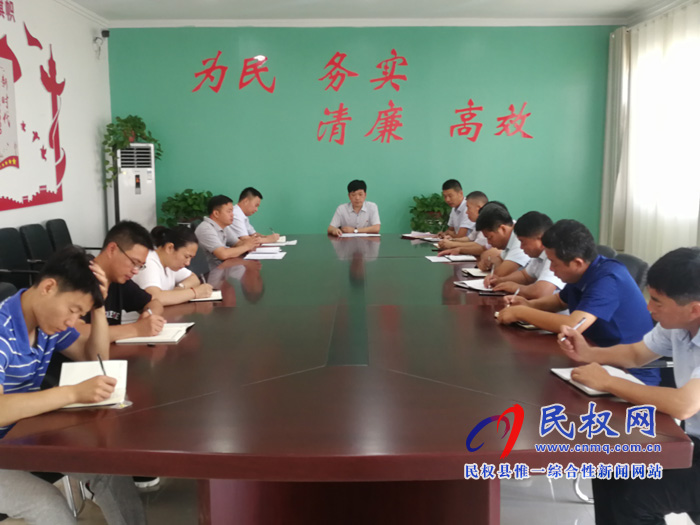 我縣各單位、各鄉(xiāng)鎮(zhèn)（街道辦）傳達貫徹全縣脫貧攻堅推進會精神
