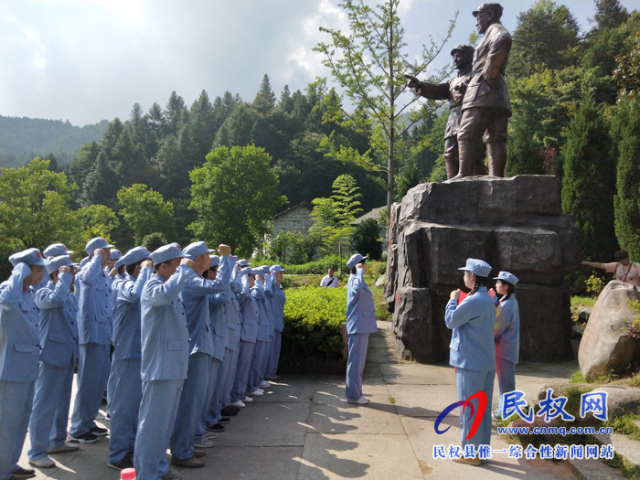 民權高新區(qū)組織非公企業(yè)開展“不忘初心，牢記使命”紅色主題教育實踐活動