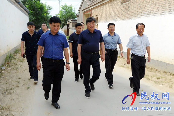 市人大常委會副主任、市總工會主席劉沛到白云寺鎮(zhèn)開展三五基層工作日活動(dòng)