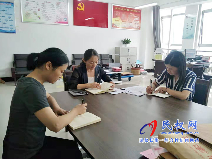 我縣各單位、各鄉(xiāng)鎮(zhèn)傳達(dá)貫徹全縣脫貧攻堅(jiān)工作調(diào)度會(huì)精神