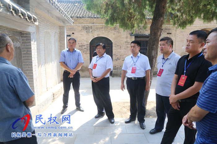 縣政協(xié)對我縣文化廣電旅游局進(jìn)行專題視察 縣政協(xié)對我縣文化廣電旅游局進(jìn)行專題視察
