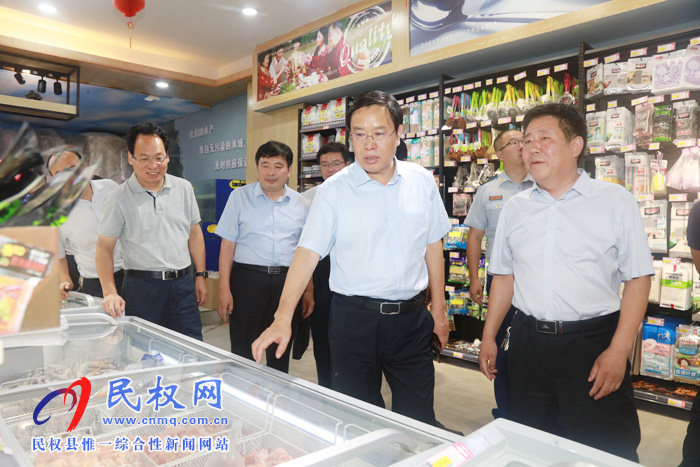 市人大常委會副主任、縣委書記姬脈常暗訪安全生產(chǎn)工作