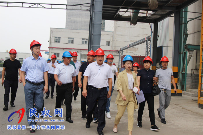 縣委常委、副縣長(zhǎng)房季一行到湯陰縣調(diào)研訂單農(nóng)業(yè)發(fā)展情況