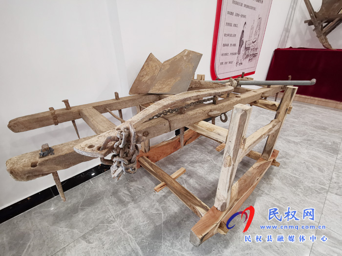 河南民權(quán):走進(jìn)麻花莊村民俗文化館 體驗(yàn)貢麻花文化 河南民權(quán):走進(jìn)麻花莊村民俗文化館 體驗(yàn)貢麻花文化