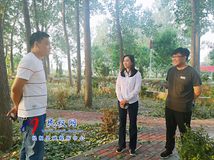 副縣長朱琳到老顏集鄉(xiāng)調(diào)研指導(dǎo)三夏生產(chǎn)、產(chǎn)業(yè)發(fā)展工作