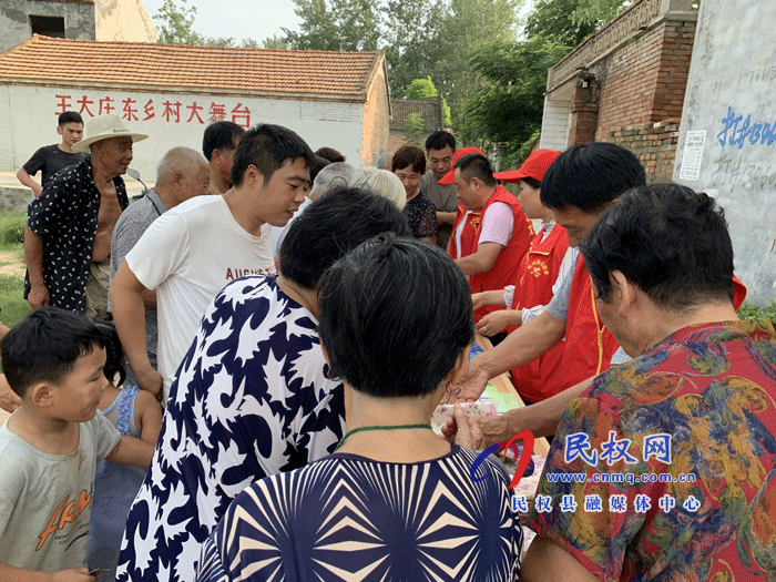 縣科協(xié)開展送科技下鄉(xiāng)新時代文明實踐志愿服務活動 縣科協(xié)開展送科技下鄉(xiāng)新時代文明實踐志愿服務活動