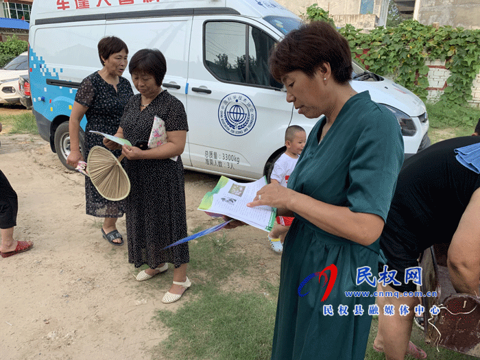 縣科協(xié)開展送科技下鄉(xiāng)新時代文明實踐志愿服務活動 縣科協(xié)開展送科技下鄉(xiāng)新時代文明實踐志愿服務活動