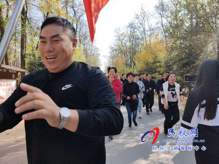 民權(quán)縣融媒體中心舉辦第二十一個記者節(jié)慶?；顒? title=