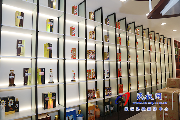 走進(jìn)民權(quán)首家茅臺體驗館?帶您體驗酒文化的世界 走進(jìn)民權(quán)首家茅臺體驗館?帶您體驗酒文化的世界