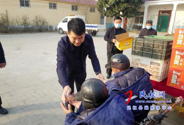 雙塔鎮(zhèn)開展春節(jié)前慰問敬老院老人活動 雙塔鎮(zhèn)開展春節(jié)前慰問敬老院老人活動