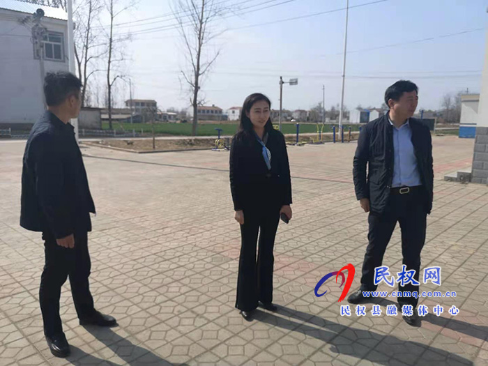 副縣長朱琳到老顏集鄉(xiāng)檢查指導煙花爆竹禁燃禁放、禁毒鏟毒疫情防控、村委換屆等工作
