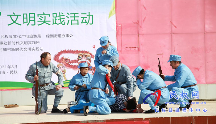 民權(quán)縣舉行文化志愿服務(wù)鄉(xiāng)村行活動 民權(quán)縣舉行文化志愿服務(wù)鄉(xiāng)村行活動