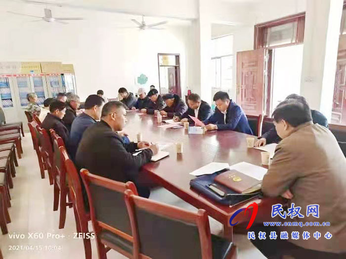 市人大常委會(huì)一行5人到程莊鎮(zhèn)江集村開展三五工作日活動(dòng) 市人大常委會(huì)一行5人到程莊鎮(zhèn)江集村開展三五工作日活動(dòng)