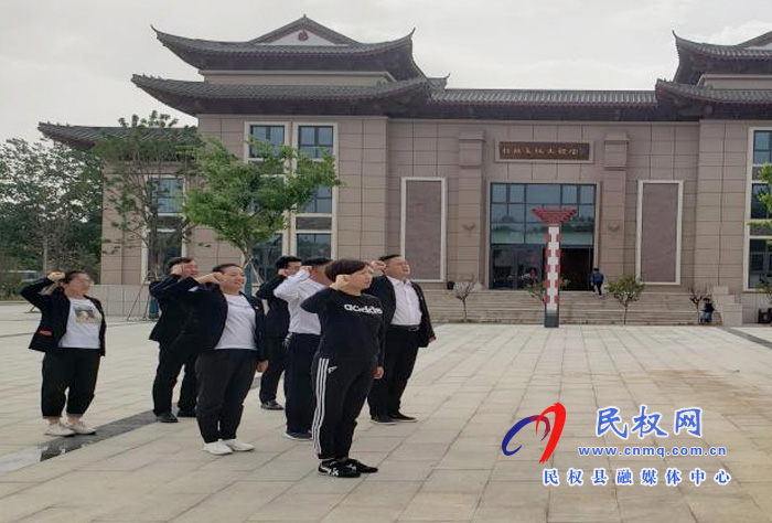 接待服務中心開展赴紅色基地秣坡開展“學黨史、感黨恩、跟黨走”主題教育活動