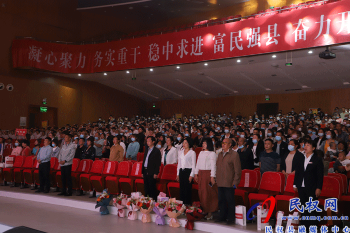 民權(quán)縣南華雙語實驗學(xué)校舉行素質(zhì)教育成果展示暨獻禮建黨100周年活動 民權(quán)縣南華雙語實驗學(xué)校舉行素質(zhì)教育成果展示暨獻禮建黨100周年活動