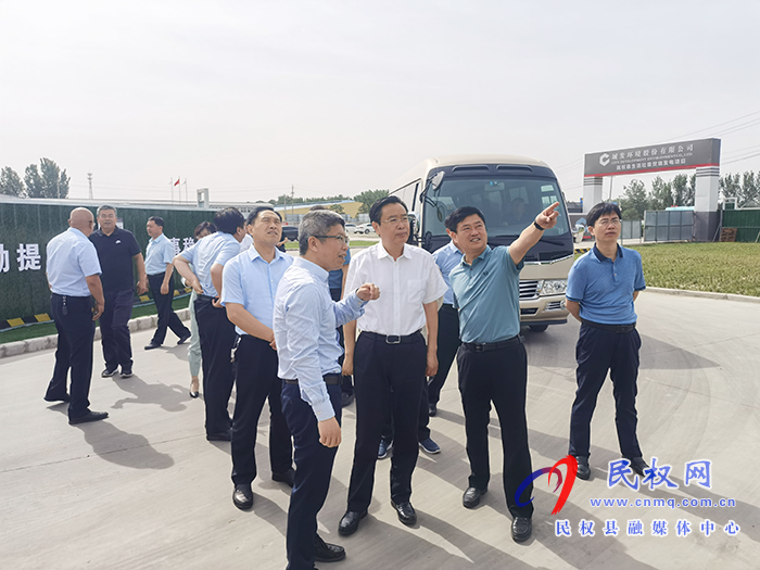 市人大常委會副主任、縣委書記姬脈常調(diào)研我縣重點項目建設情況