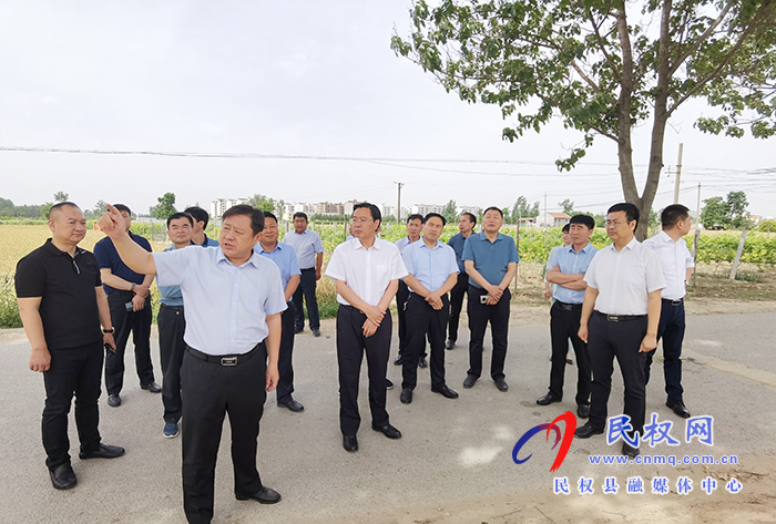 市人大常委會副主任、縣委書記姬脈常調(diào)研我縣重點項目建設情況