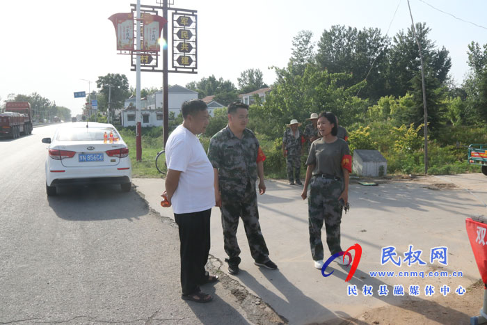 我縣積極組織開展“我為群眾辦實事，服務(wù)三夏當先鋒”主題實踐活動