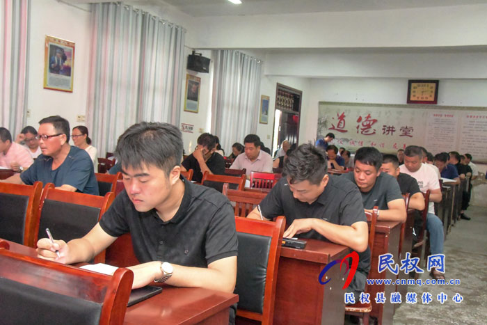 人和鎮(zhèn)組織開(kāi)展安全生產(chǎn)知識(shí)測(cè)試 人和鎮(zhèn)組織開(kāi)展安全生產(chǎn)知識(shí)測(cè)試