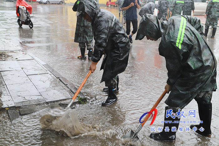 民權(quán)縣自然資源局開展防汛抗災(zāi)應(yīng)急演練 民權(quán)縣自然資源局開展防汛抗災(zāi)應(yīng)急演練
