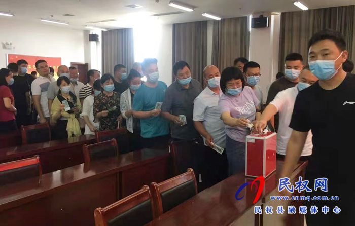 縣水利局開展向鄭州等災(zāi)區(qū)愛心捐款活動 縣水利局開展向鄭州等災(zāi)區(qū)愛心捐款活動