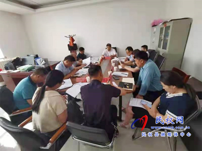 縣金融服務(wù)中心召開全縣保險工作推進會 縣金融服務(wù)中心召開全縣保險工作推進會