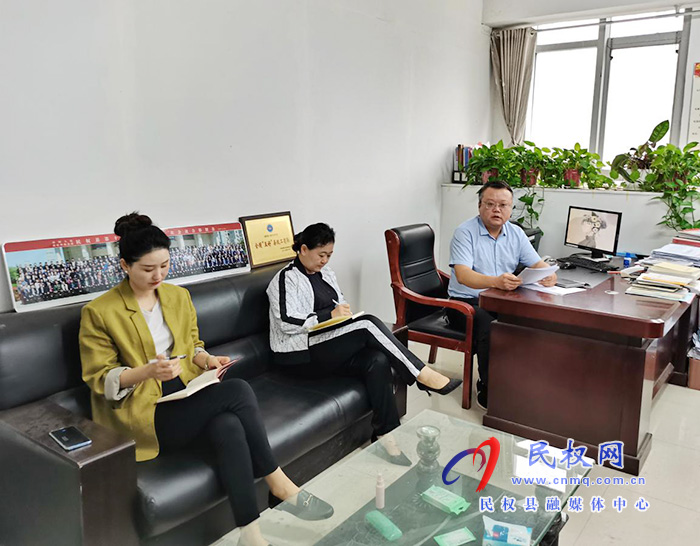 縣工商聯(lián)開(kāi)展專(zhuān)項(xiàng)以案促改工作
