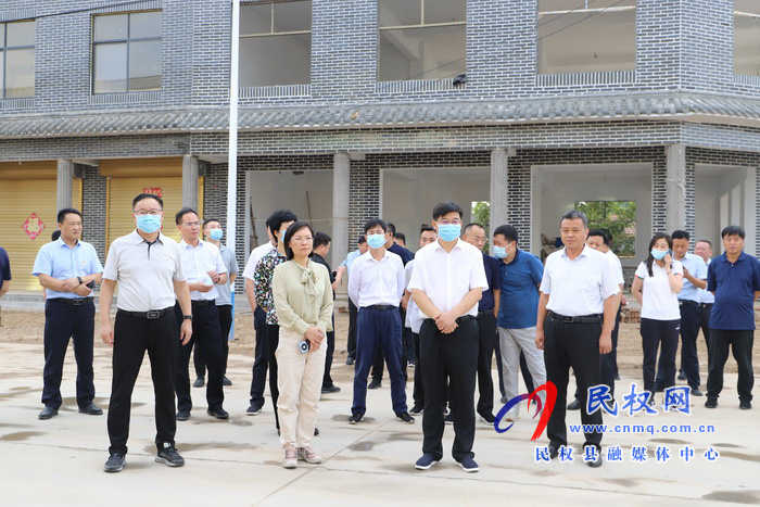 我縣開展2021年上半年鄉(xiāng)鎮(zhèn)(街道)重點工作巡查觀摩活動 我縣開展2021年上半年鄉(xiāng)鎮(zhèn)(街道)重點工作巡查觀摩活動