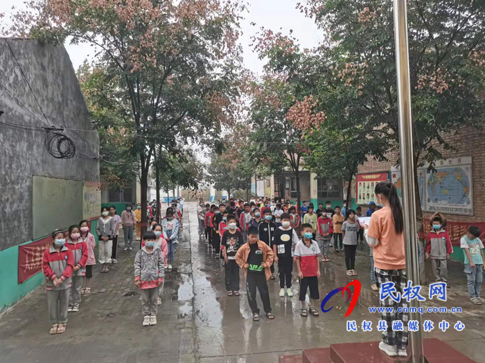 程莊鎮(zhèn)：組織中小學(xué)多形式上好開學(xué)第一課開展護苗行動進校園