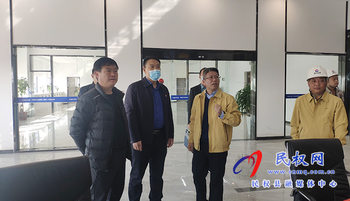 縣委常委、組織部長(zhǎng)王義彬到聯(lián)系企業(yè)開(kāi)展“萬(wàn)人助萬(wàn)企”活動(dòng)